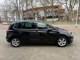Volkswagen Golf (2014) thumbnail 4