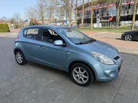 Hyundai i20 (2010) thumbnail 2