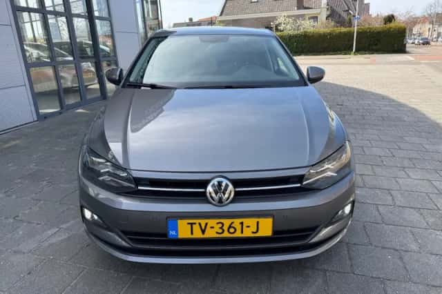 Volkswagen Polo (2018) thumbnail 2