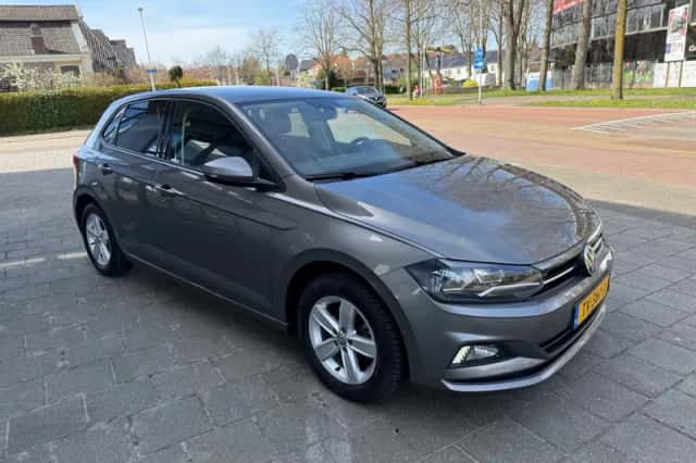 Volkswagen Polo (2018) thumbnail 3