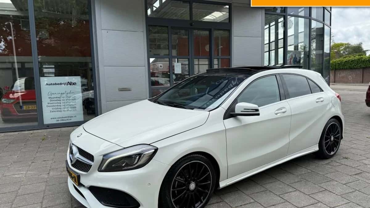 Mercedes-Benz A-Klasse (2016) — foto 1