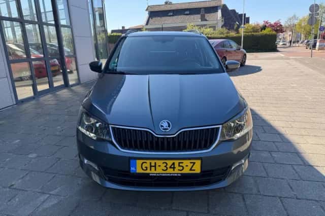 Škoda Fabia (2015) thumbnail 2