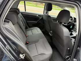Volkswagen Golf (2013) thumbnail 23