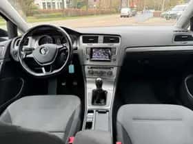 Volkswagen Golf (2013) thumbnail 6