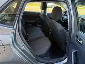 Volkswagen Polo (2021) thumbnail 22