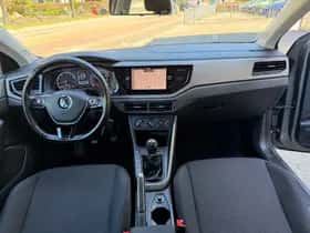 Volkswagen Polo (2021) thumbnail 6