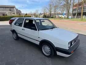 Volkswagen Golf (1990) thumbnail 3
