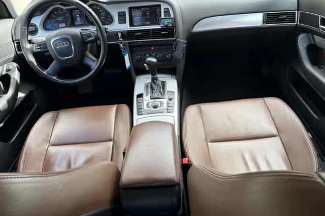 Audi A6 (2010) thumbnail 6
