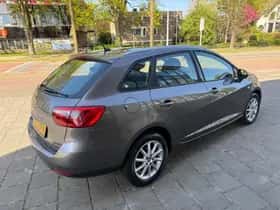 SEAT Ibiza (2016) thumbnail 5