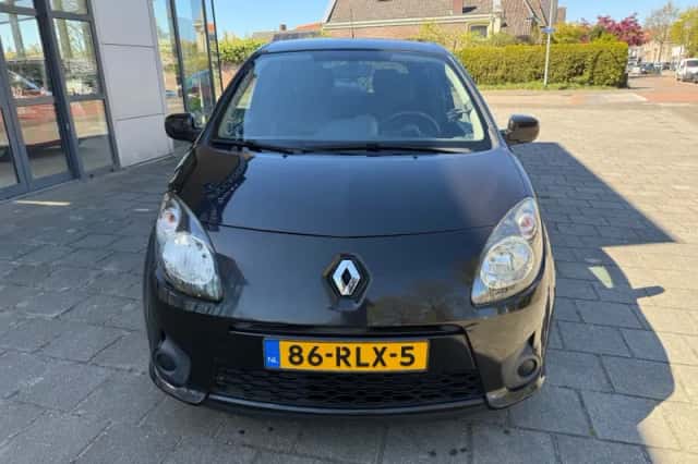 Renault Twingo (2011) thumbnail 2