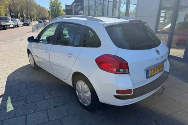 Renault Clio (2012) thumbnail 4