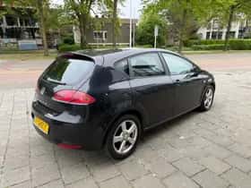 SEAT Leon (2008) thumbnail 3