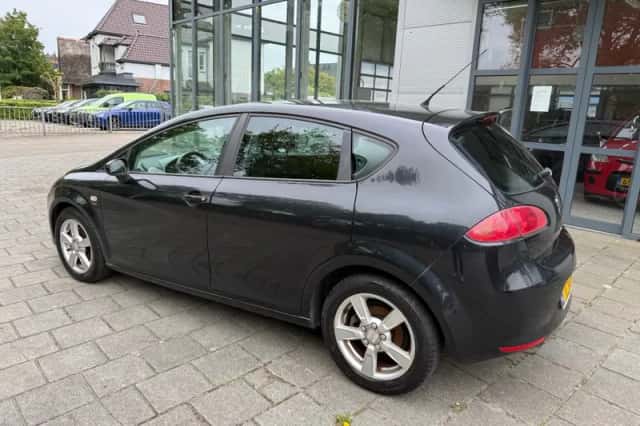 SEAT Leon (2008) thumbnail 4