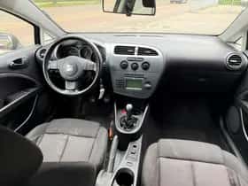 SEAT Leon (2008) thumbnail 5