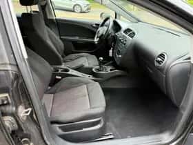 SEAT Leon (2008) thumbnail 10