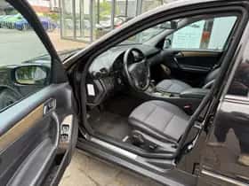 Mercedes-Benz C-Klasse (2007) thumbnail 15
