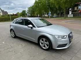 Audi A3 (2014) thumbnail 3