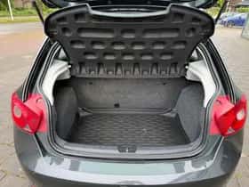 SEAT Ibiza (2010) thumbnail 19