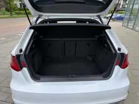 Audi A3 (2015) thumbnail 24