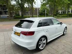 Audi A3 (2015) thumbnail 5