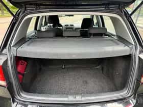 Volkswagen Golf (2010) thumbnail 9