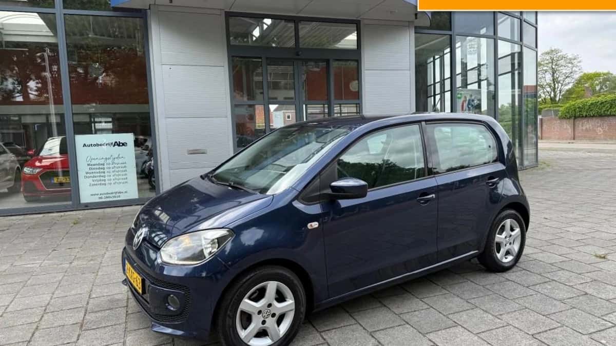 Volkswagen Up (2013) — foto 1