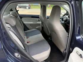 Volkswagen Up (2013) thumbnail 16
