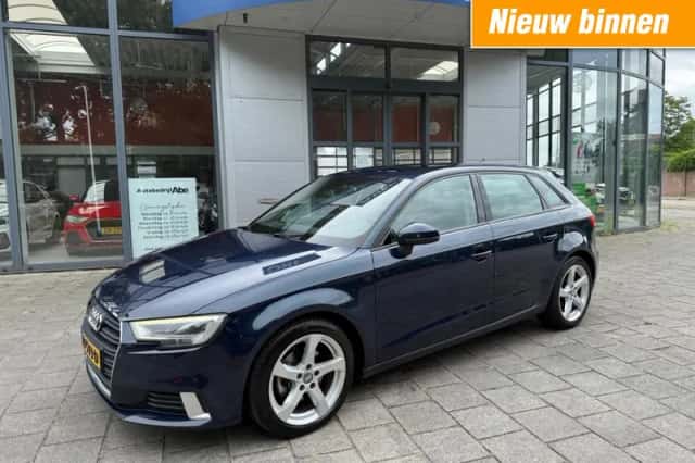 Audi A3 (2017) thumbnail 1