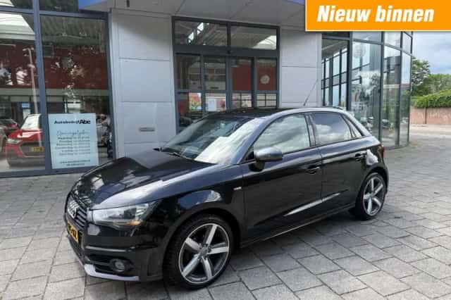 Audi A1 (2013) thumbnail 1