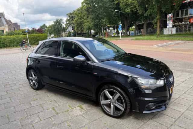 Audi A1 (2013) thumbnail 3