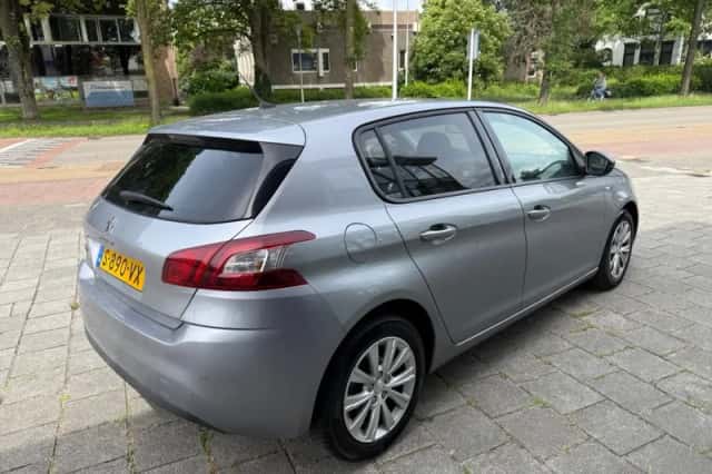 Peugeot 308 (2016) thumbnail 5