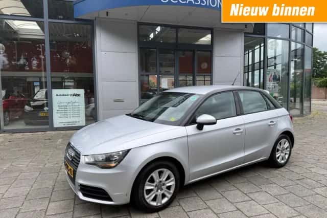 Audi A1 (2013) thumbnail 1