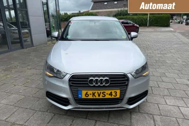 Audi A1 (2013) thumbnail 2