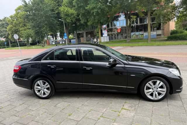 Mercedes-Benz E-Klasse (2012) thumbnail 4