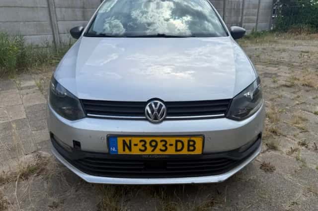 Volkswagen Polo (2014) thumbnail 2