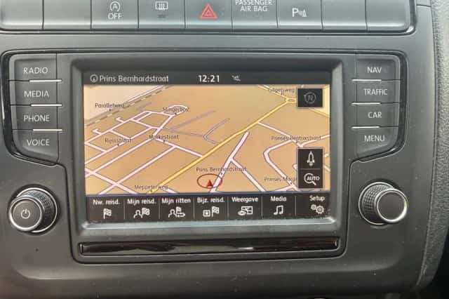 Volkswagen Polo (2014) thumbnail 6