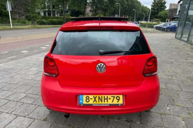 Volkswagen Polo (2011) thumbnail 5
