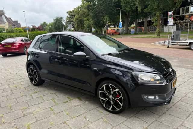 Volkswagen Polo (2013) thumbnail 3