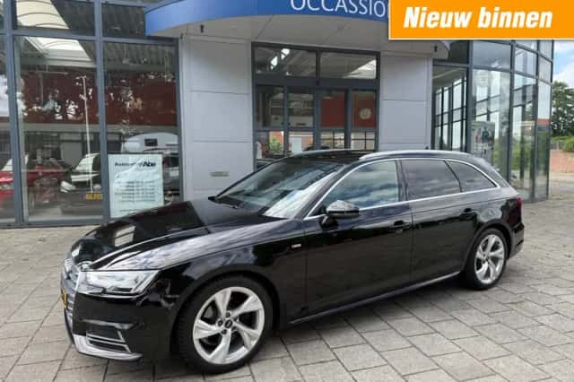 Audi A4 (2018) thumbnail 1