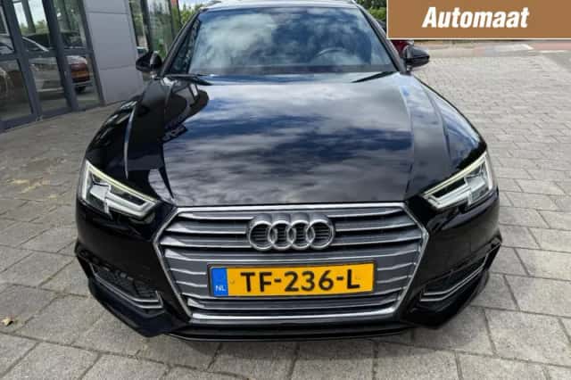 Audi A4 (2018) thumbnail 2
