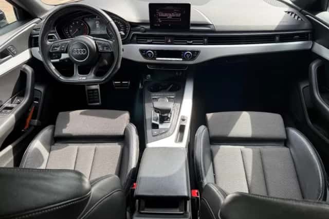Audi A4 (2018) thumbnail 6