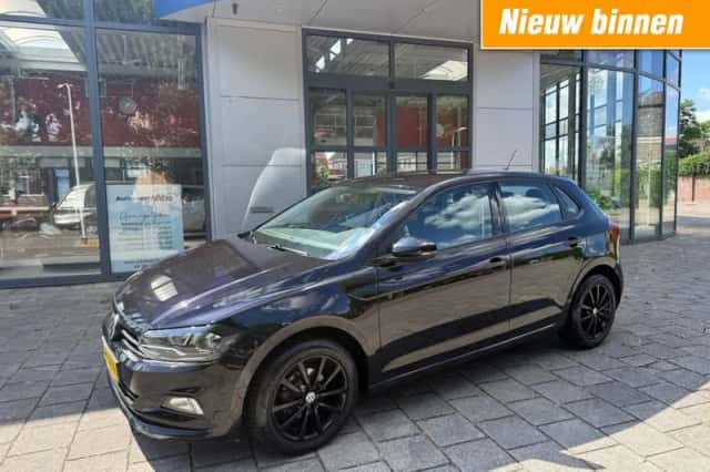 Volkswagen Polo (2018) thumbnail 1