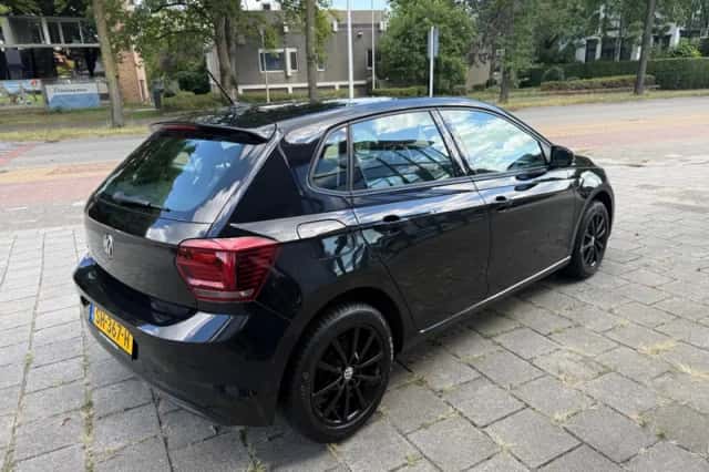 Volkswagen Polo (2018) thumbnail 5