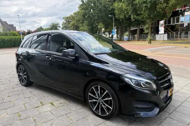 Mercedes-Benz B-Klasse (2017) thumbnail 3