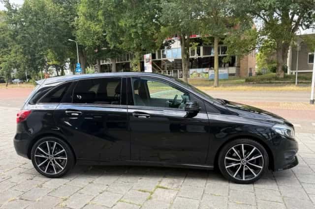 Mercedes-Benz B-Klasse (2017) thumbnail 4