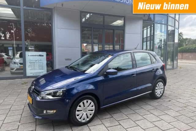 Volkswagen Polo (2013) thumbnail 1