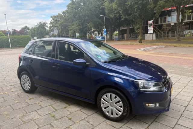 Volkswagen Polo (2013) thumbnail 3