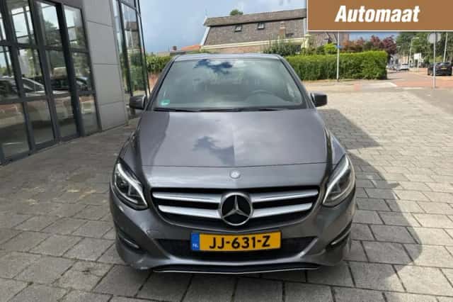 Mercedes-Benz B-Klasse (2016) thumbnail 2