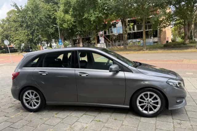Mercedes-Benz B-Klasse (2016) thumbnail 4