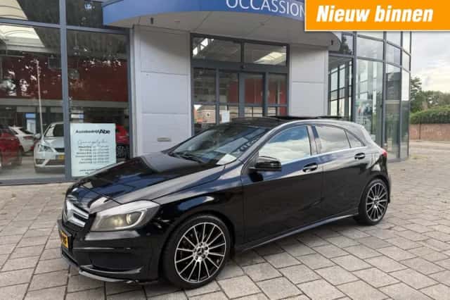 Mercedes-Benz A-Klasse (2013) thumbnail 1